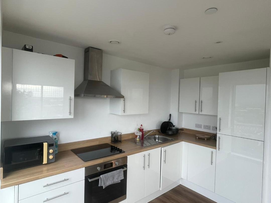 Luxury 2 Bedroom En-Suite Apartment Balcony Views Manchester Exteriér fotografie
