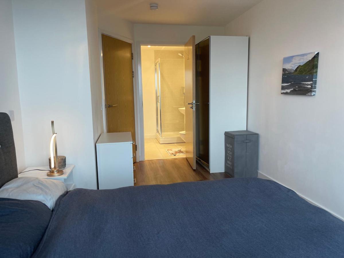 Luxury 2 Bedroom En-Suite Apartment Balcony Views Manchester Exteriér fotografie
